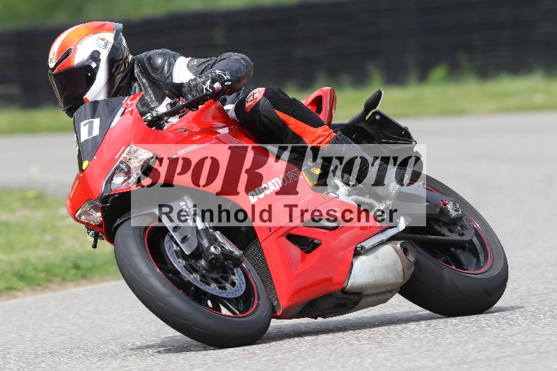 /Archiv-2025/10 23.04.2025 Cornu Master School ADR/rot-rouge/61